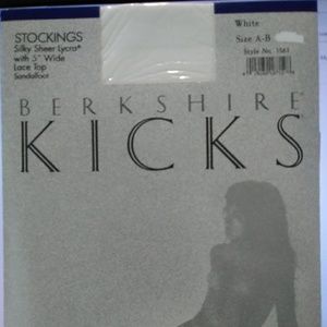 Berkshire Kicks lace top stockings